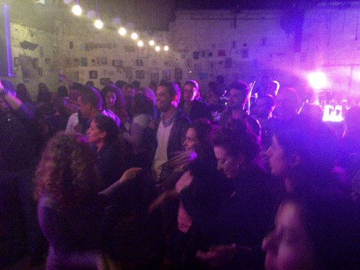 crowd dancing to the tunes of turkika.520px crowd dancing to the tunes of turkika.520px